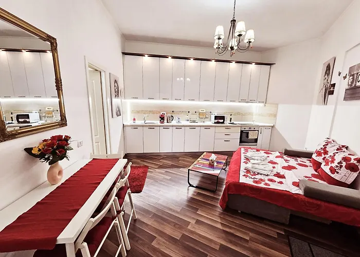 Cozy Old Center - Cal3